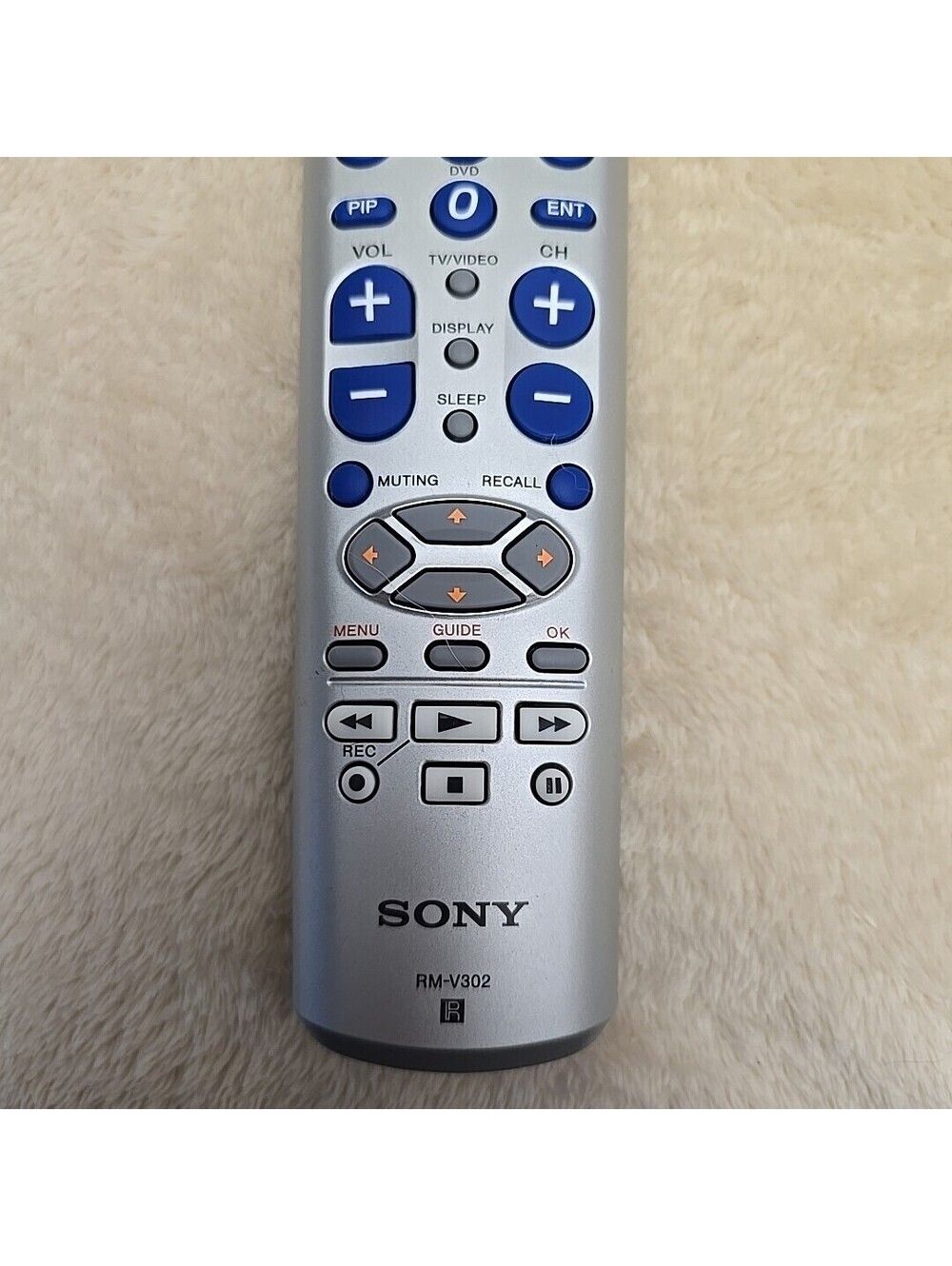 Sony RM-V302 Universal Programmable Remote Control Commander Tested - Picture 3 of 5